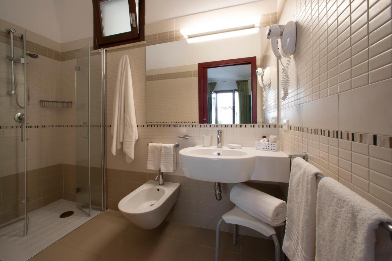 Insula Hotel Favignana Bagian luar foto