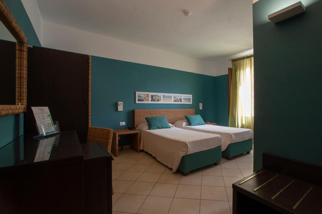 Insula Hotel Favignana Bagian luar foto
