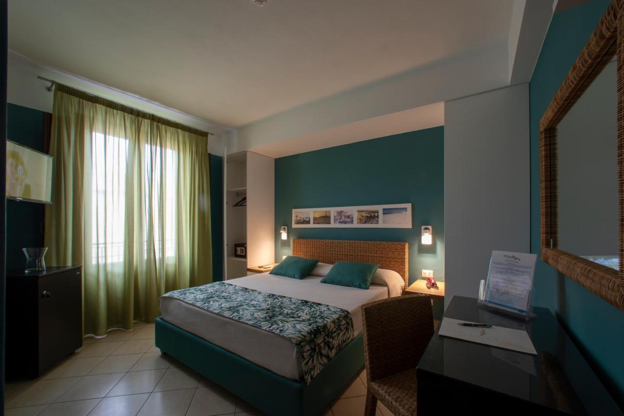 Insula Hotel Favignana Bagian luar foto