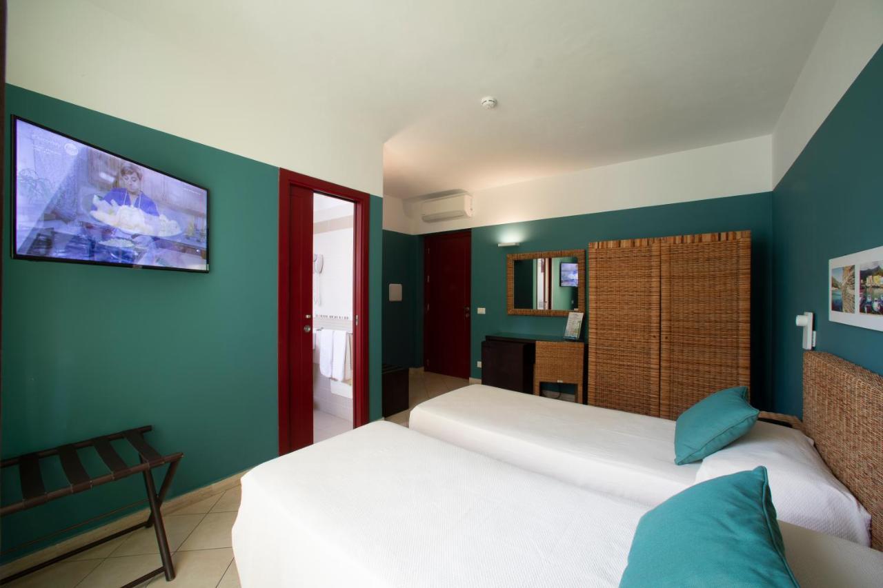 Insula Hotel Favignana Bagian luar foto