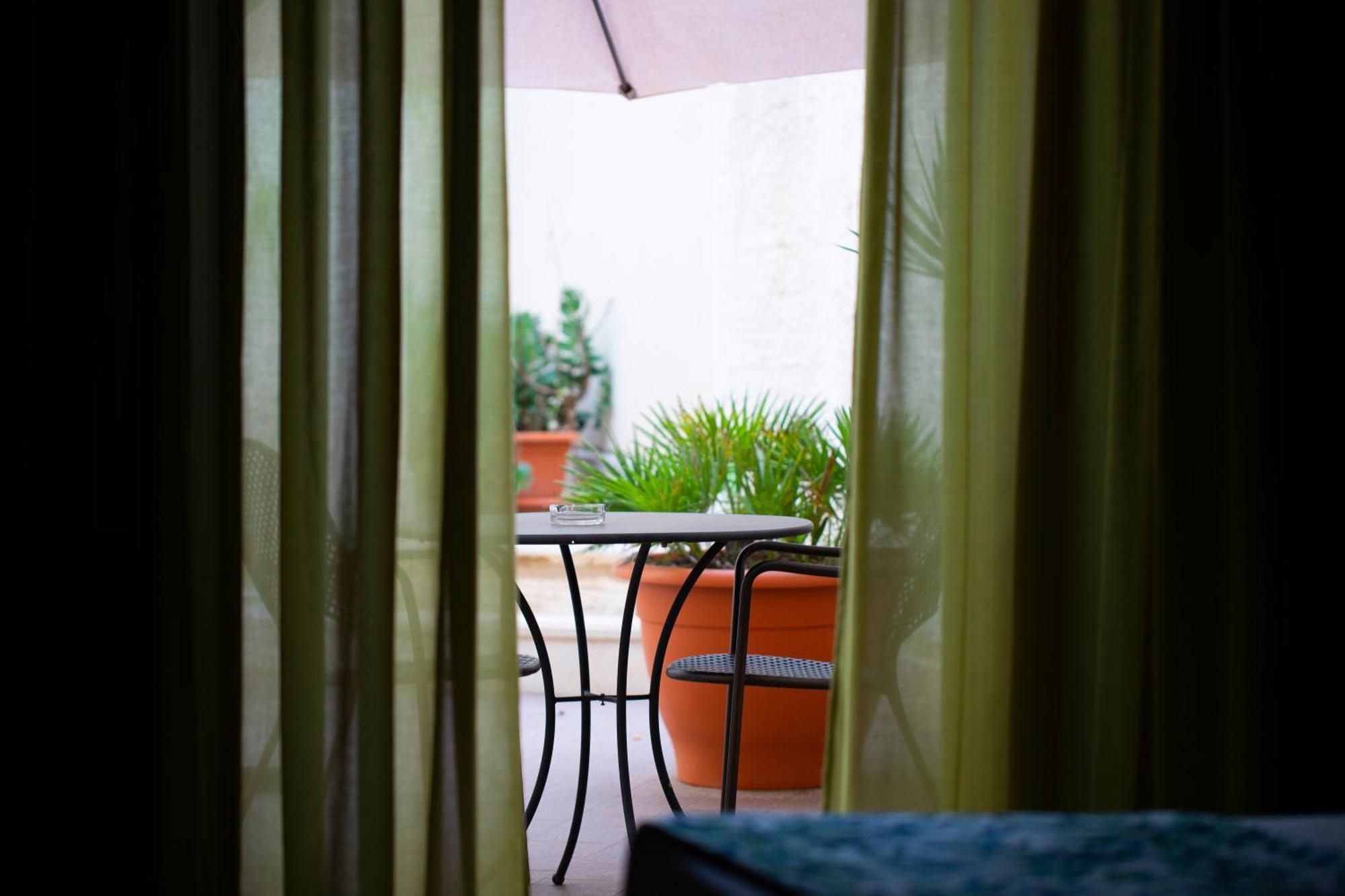 Insula Hotel Favignana Bagian luar foto